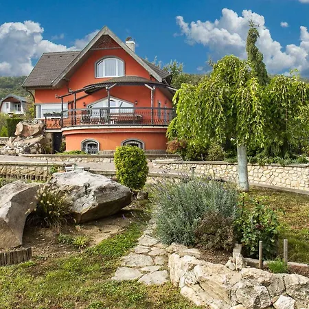In 40844 度假居 Balatongyörök